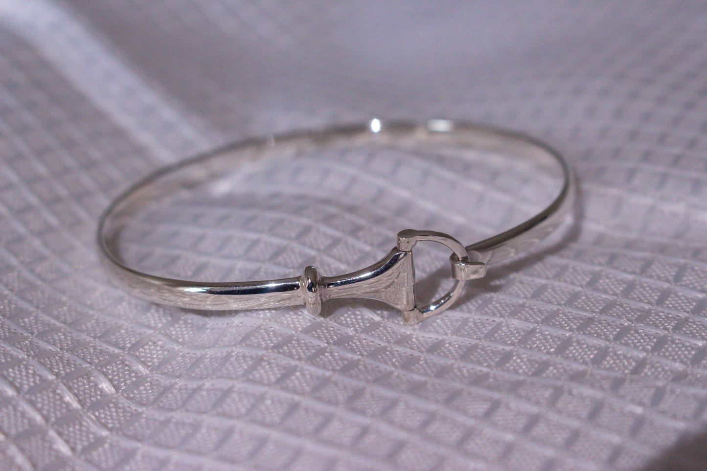 Classic Half Snaffle Bangle (Sterling Silver 925)